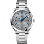 Quadrante grigio spazzolato con motivo teak orizzontale e indici applicati dell’Omega Seamaster Aqua Terra 41 mm 220.10.41.21.06.001.